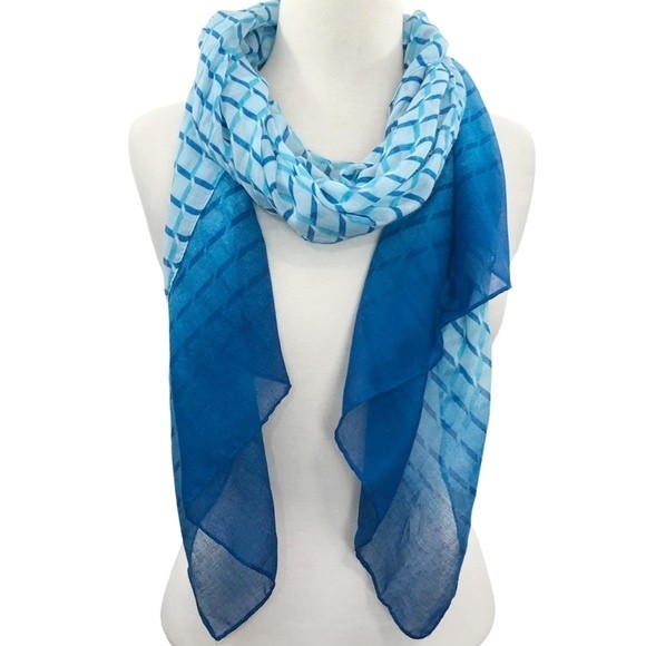 Blue Ombré Lattice Print Lightweight Wrap Scarf - Picture 1 of 6